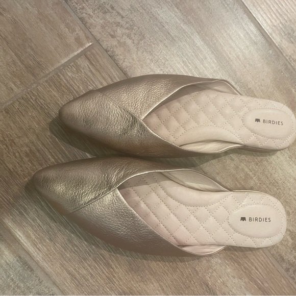 Birdies Swan Gold Mules - Picture 2 of 5